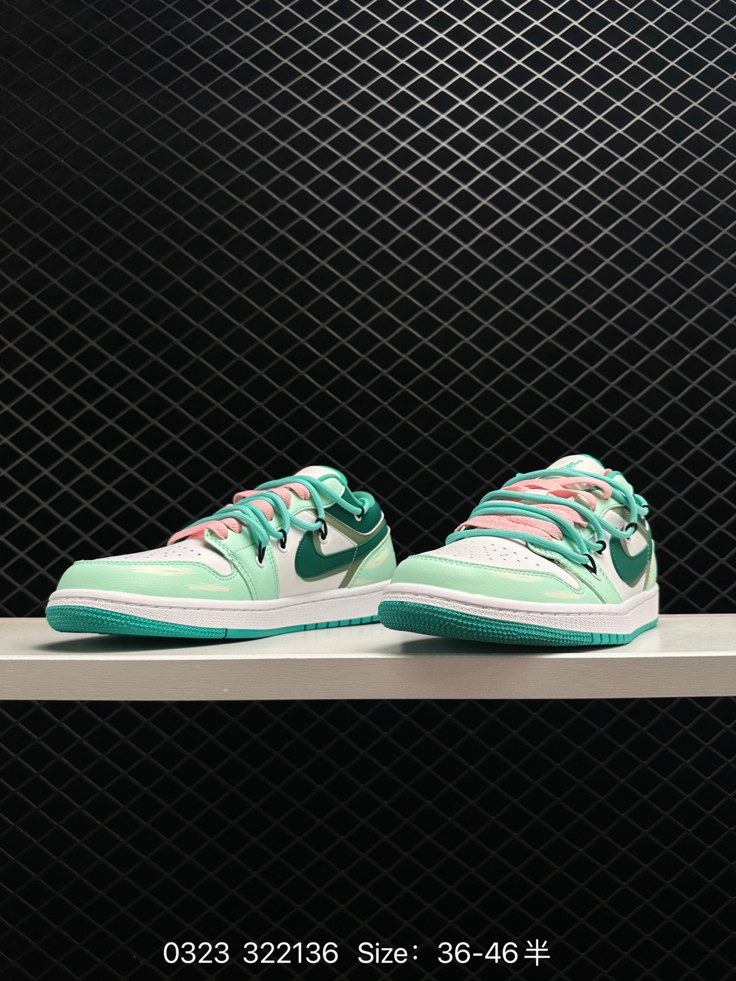 Nike Air Jordan Retro 1 Low  AJ1